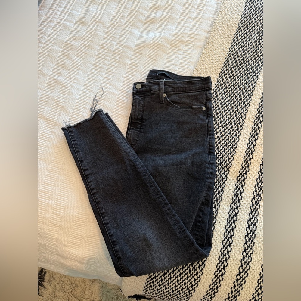 Banana Republic | Premium Denim | High Rise Skinny Jean 
Size 31